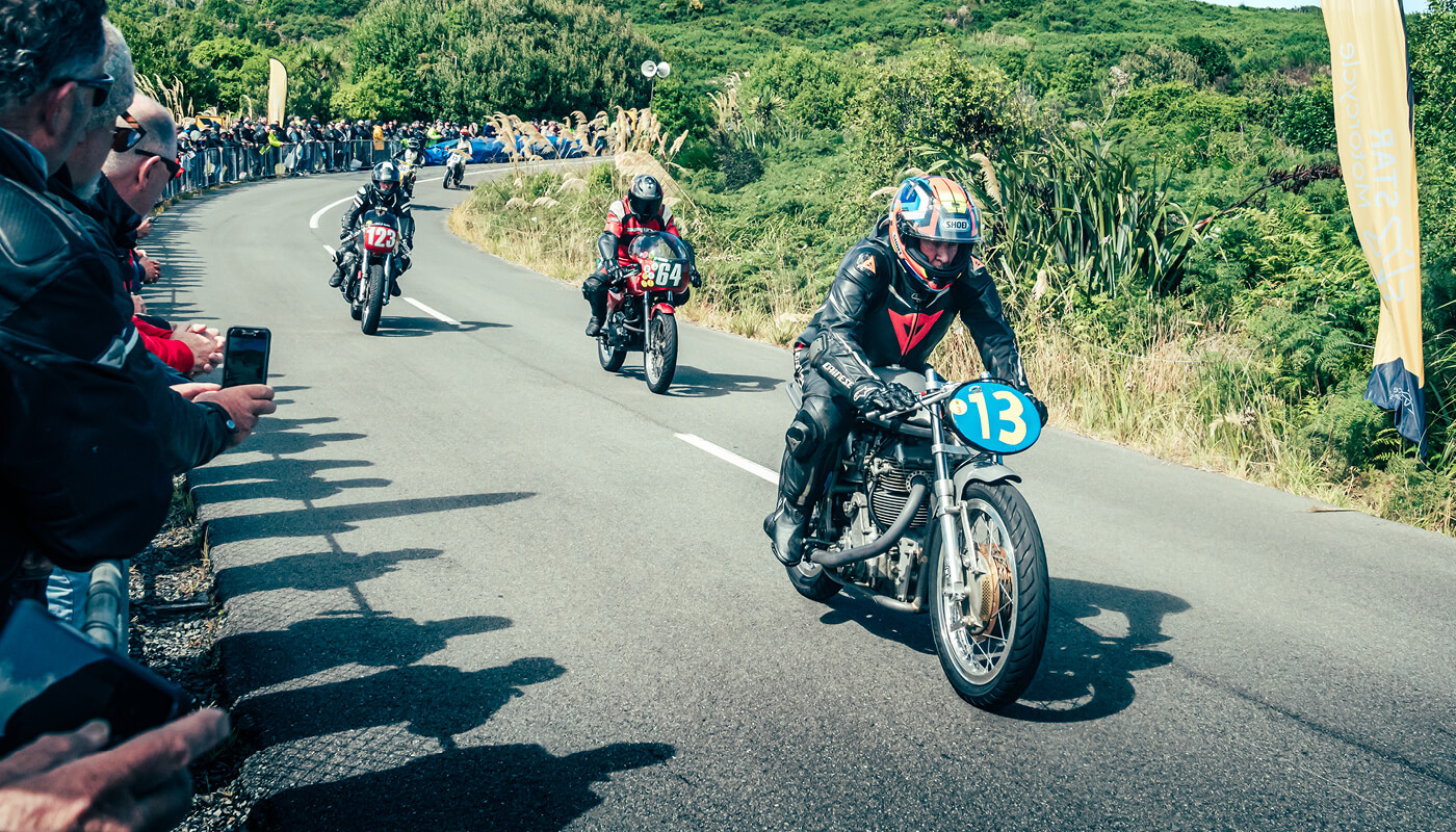 Honda_Events_Zig-Zag_Burt_Munro_1400_x_800