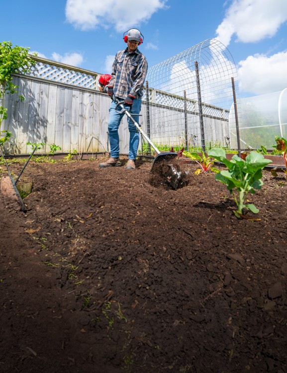 Makes tilling and aerating your soil easy